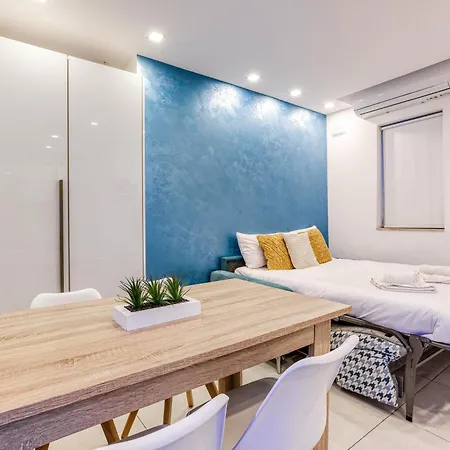 Apartment Large Penthouse With Spacious Terrace In By 360 Estates
